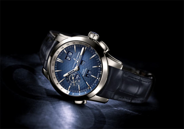 Ulysse Nardin 專賣店限量版萬(wàn)年歷腕表